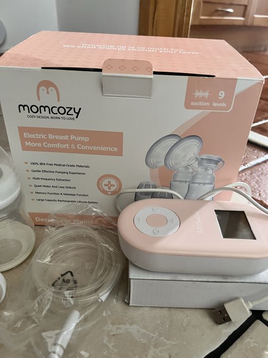 Momcozy breast pump