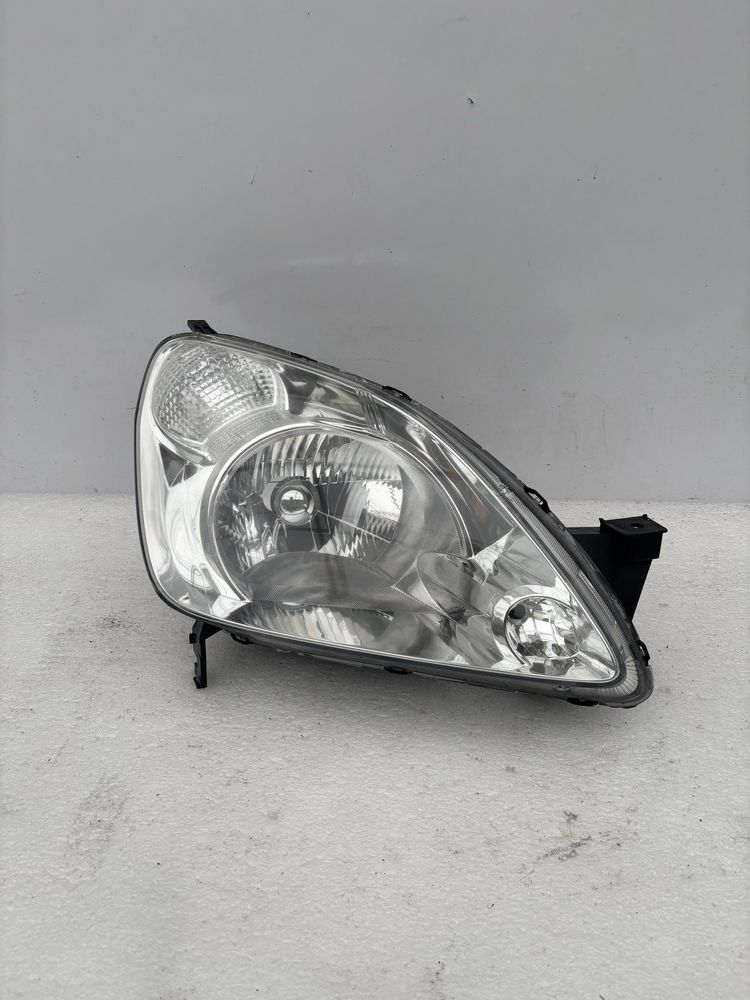 Honda CRV II 2 02-06 lampa prawy przód prawa przednia EU