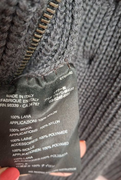 Жилет женский Prada, Италия. Шерсть.  S-М.