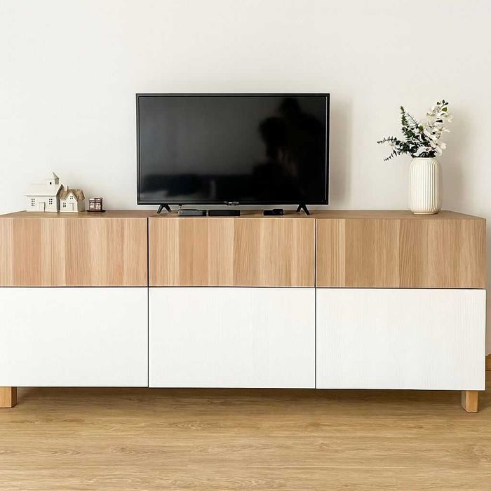 Rack TV - Dimensões: 210x42x220 cm - Cor: Branco