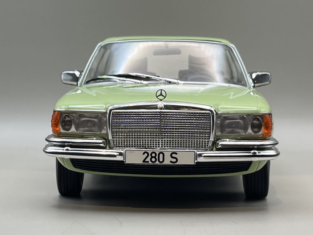 Model 1:18 Mercedes-Benz W116 280S