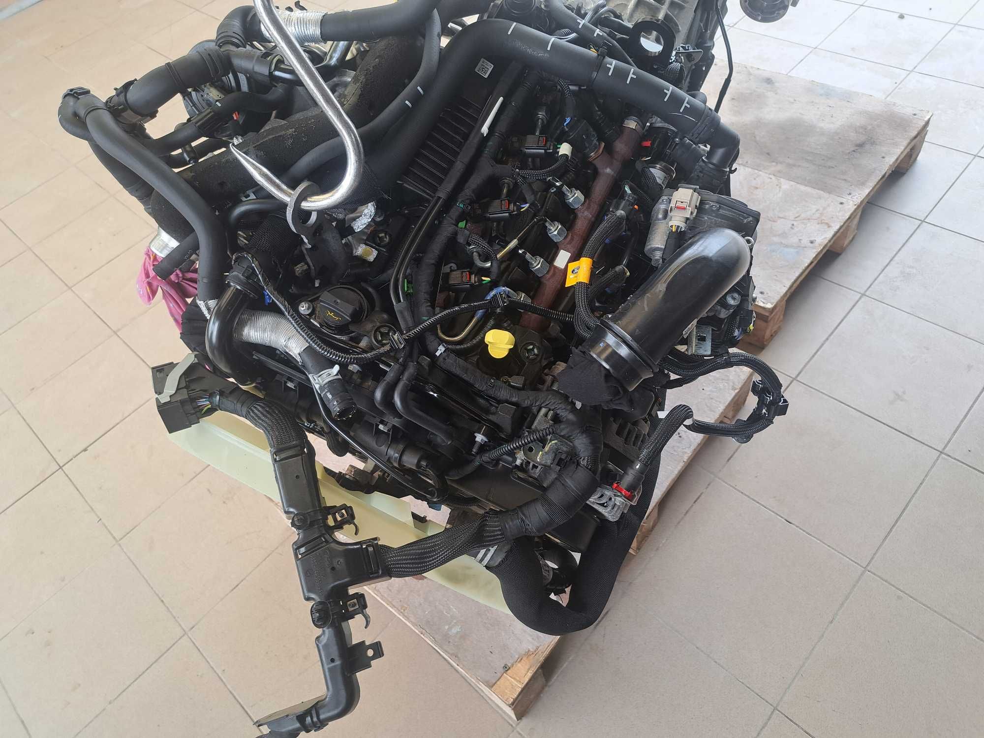Silnik Kompletny z Osprzętem Demontaż Ford Transit Mk8 2.0 TDCI YN2X