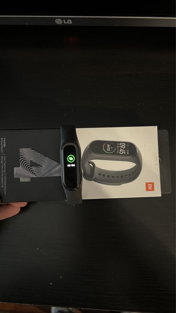 Xiaomi mi band 4