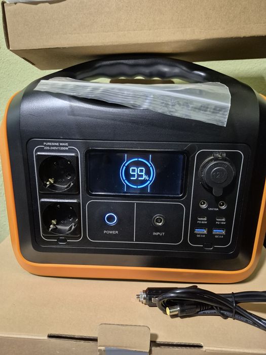 Портативна зарядна станція Electro house 1,8 kW