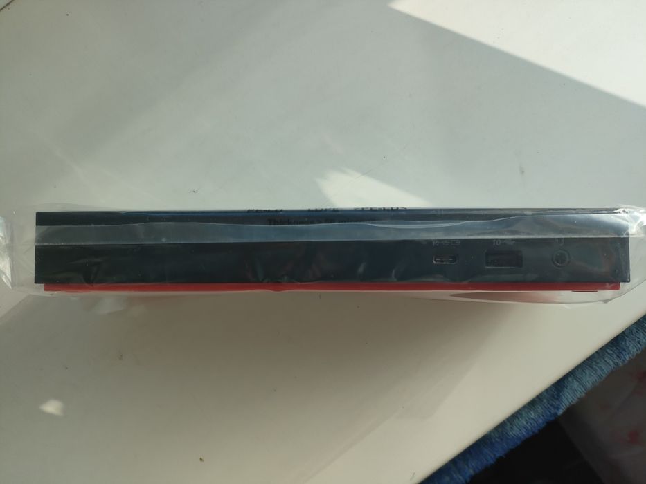 Док-станція ThinkPad Thunderbolt 4 WorkStation Dock