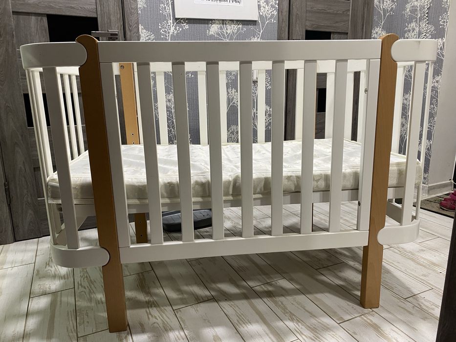 Продам дитяче ліжечко Верес Монако