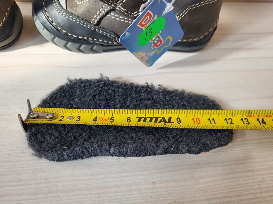 Дитяче шкіряне зимове взуття D.D.step, виробник Угорщина