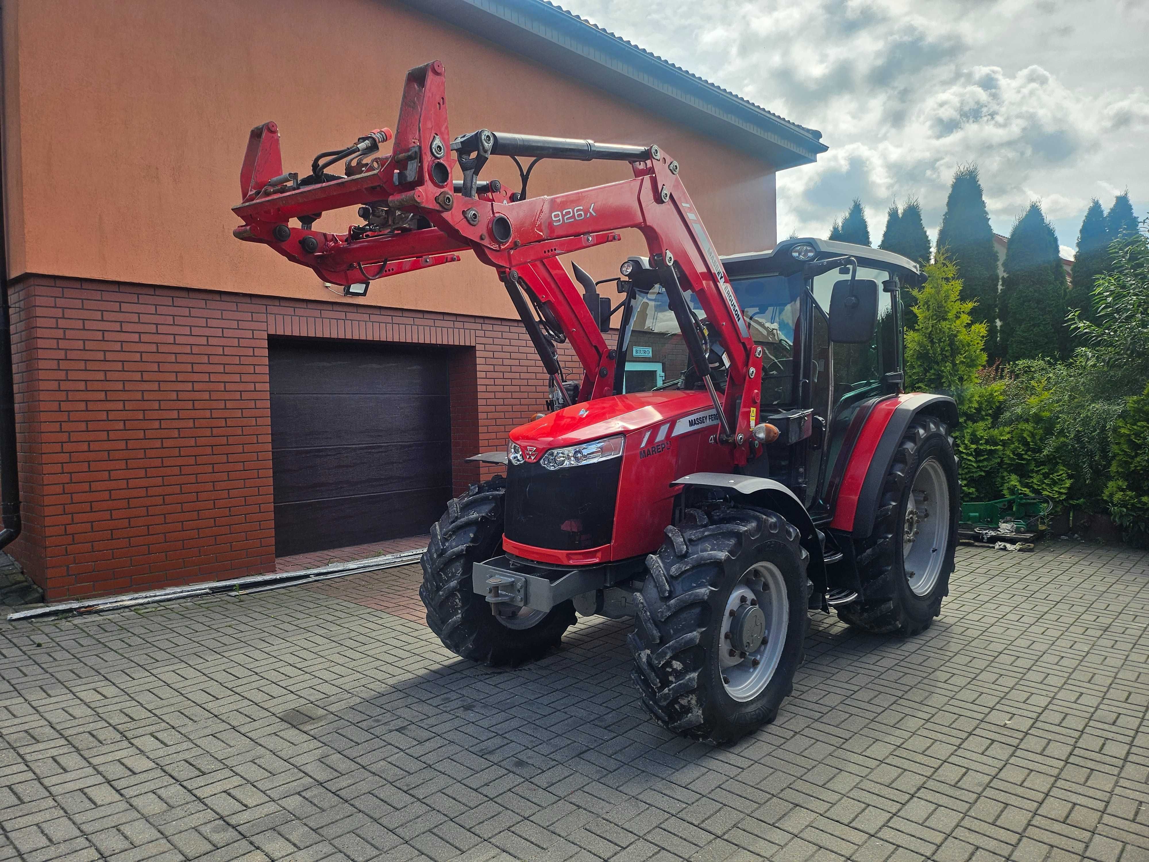 Massey Ferguson 4709 plus Ładowacz Czołowy MF926X z Niemiec Pneumatyka