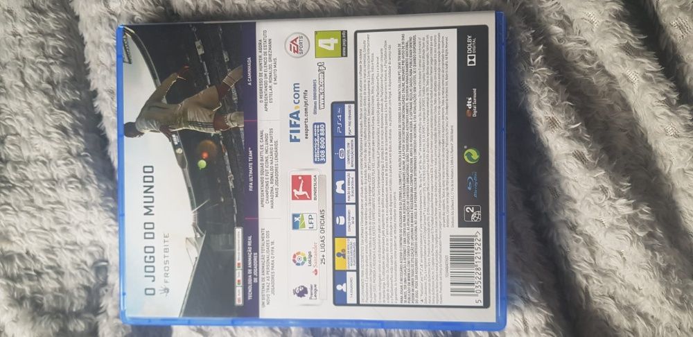 Fifa 18 ps4 usado