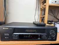 Magnetowid VHS Sharp VC-M312 stereo pilot