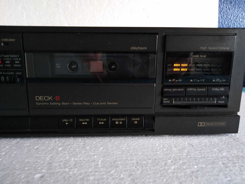 Leitor de Cassetes Duplo Technics RS-T130
