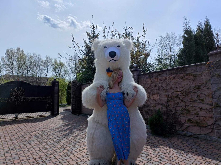 Оренда Надувної Великої Панди для Свята Зробіть свято  з "СуперСвято"!