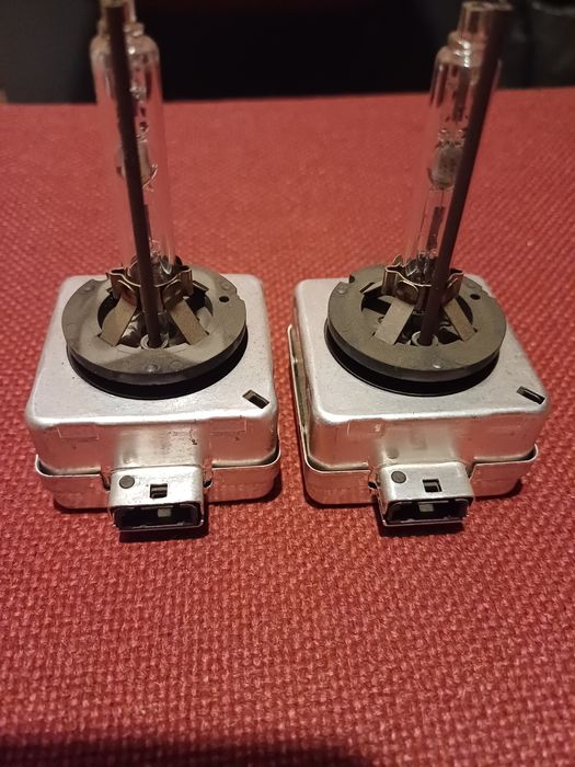 Żarówka Żarnik swiateł Xenon D1S