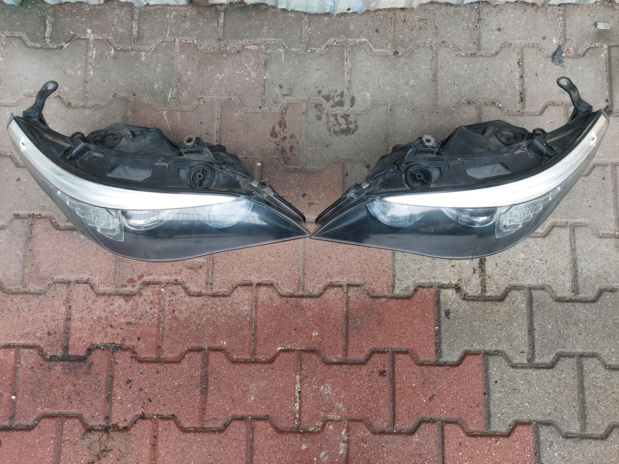 Lampa reflektor BMW E60 E61 LIFT LCI xenon skrętna dynamic EUROPA