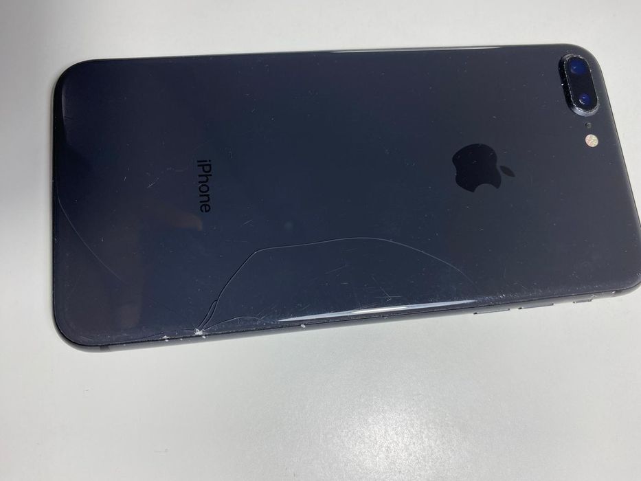 iPhone 8 Plus, 64GB, Excelente Funcionamento
iPhone 8 Plus – 64GB –