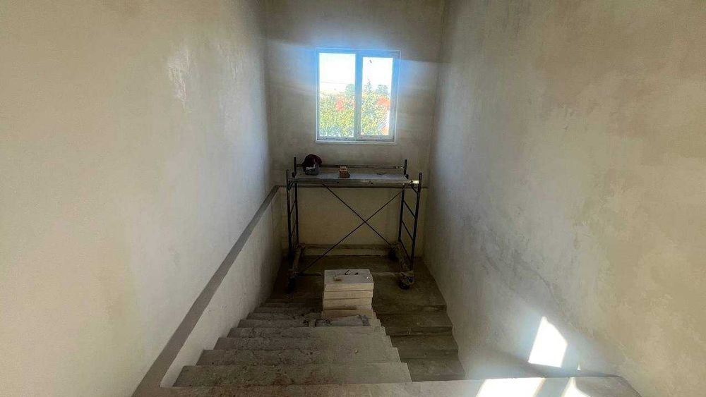 Комерційне приміщення 144 м² — ідеальне під школу, студію або офіс.