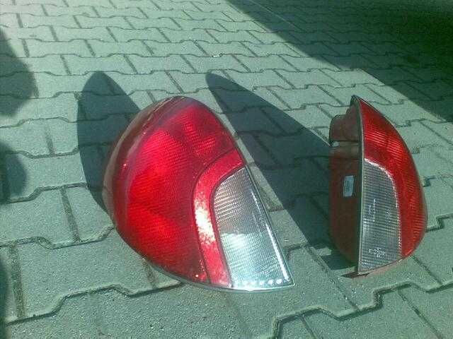Lusterka, tylne lampy i przedni grill Ford Mondeo MK2