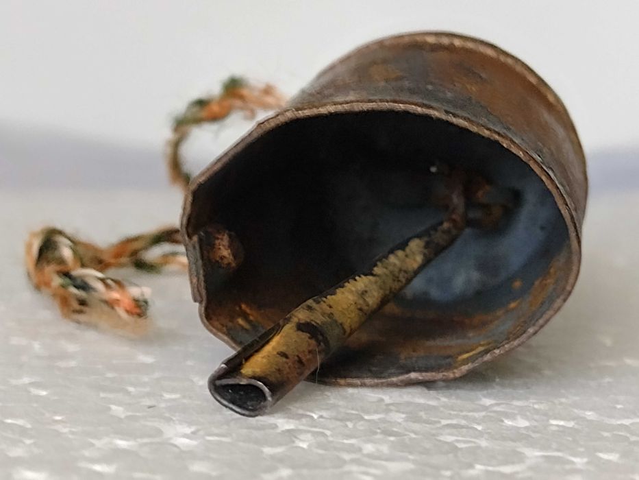 Dzwoneczek pasterski metalowy