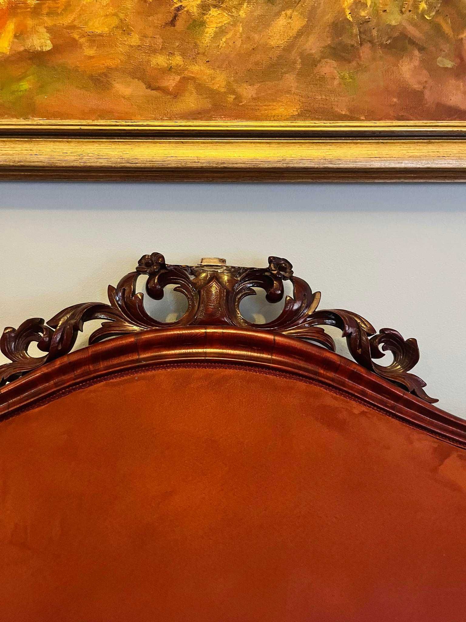 Sofa Ludwikowska – aksamitna czerwień – 500 zł