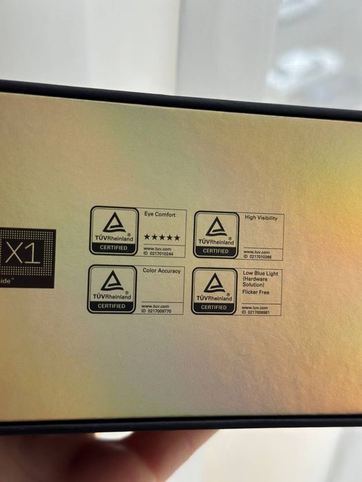 Xreal one pro нові запаковані