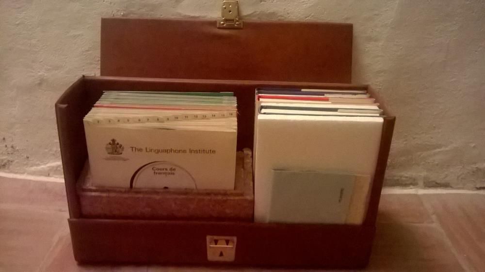 Curso de francês em discos e livros