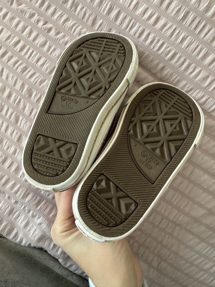 Buty sznurowane 21