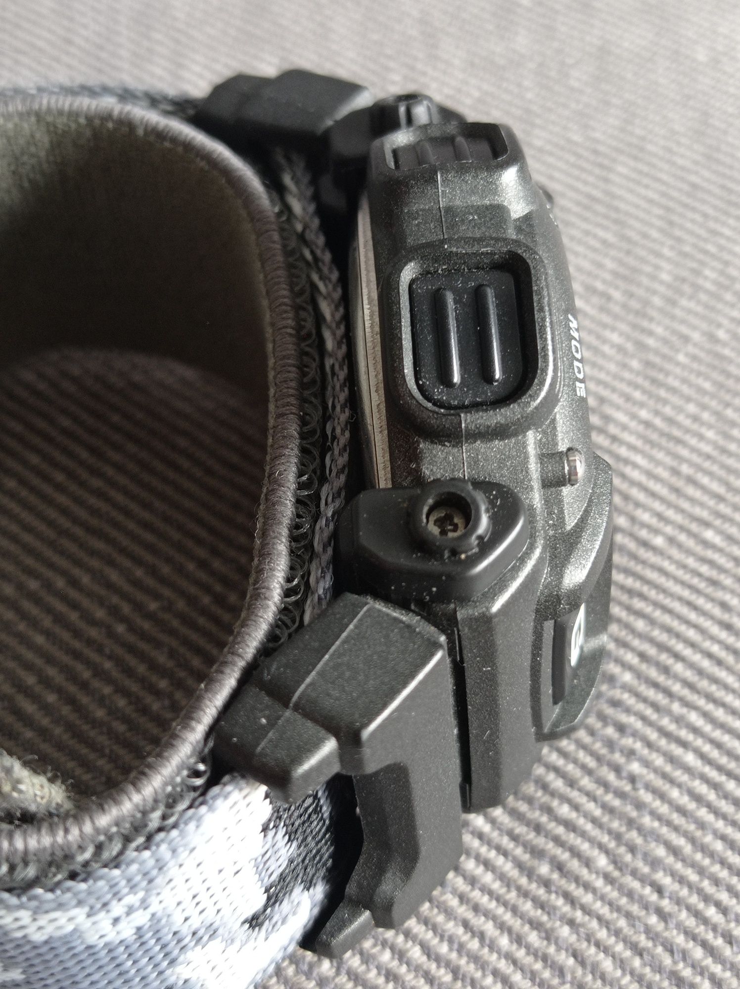 Japoński CASIO G SHOCK DW-8800MM oryginał w super stanie i cenie