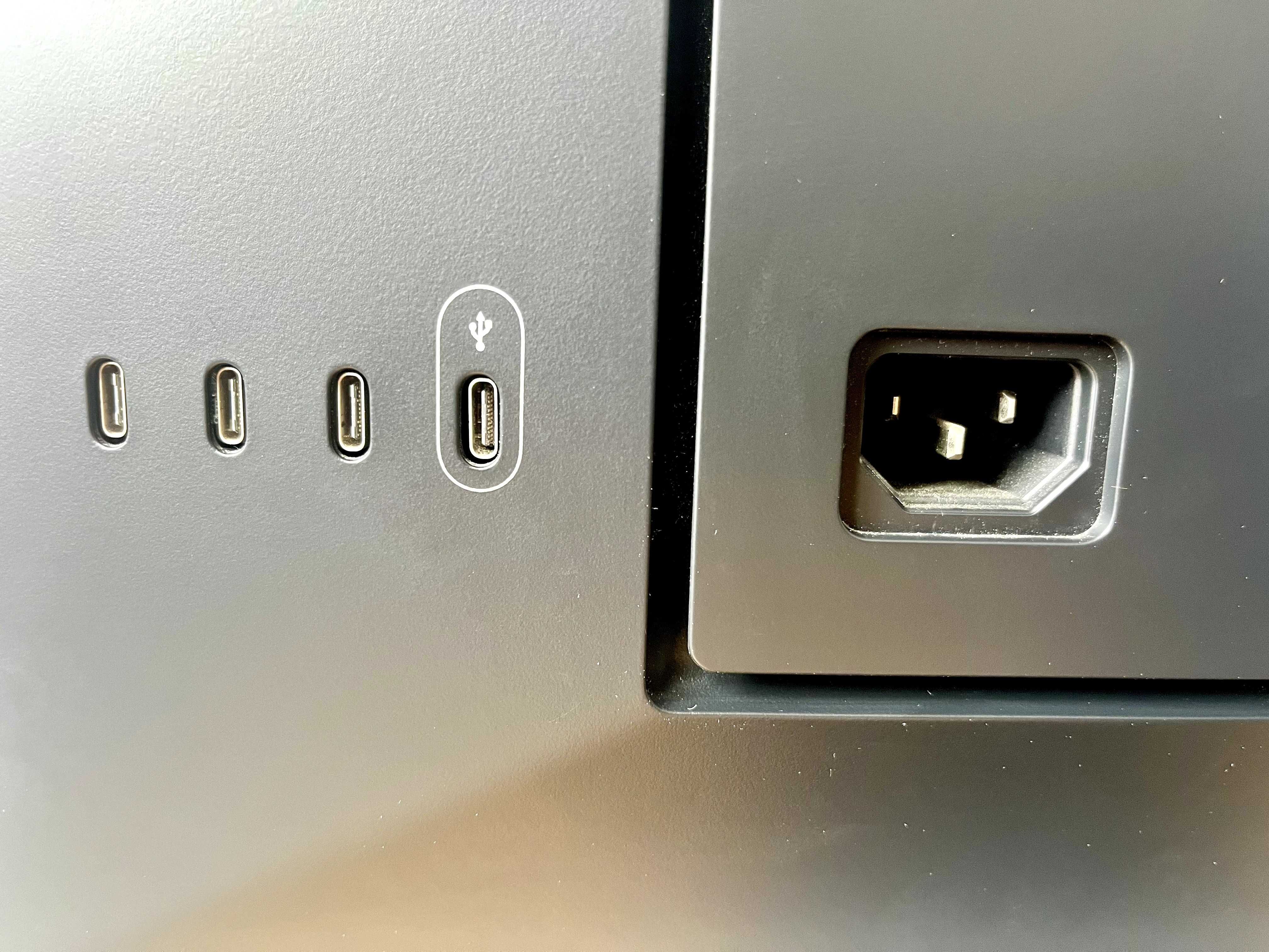 Monitor LG UltraFine 4K do MacBooka