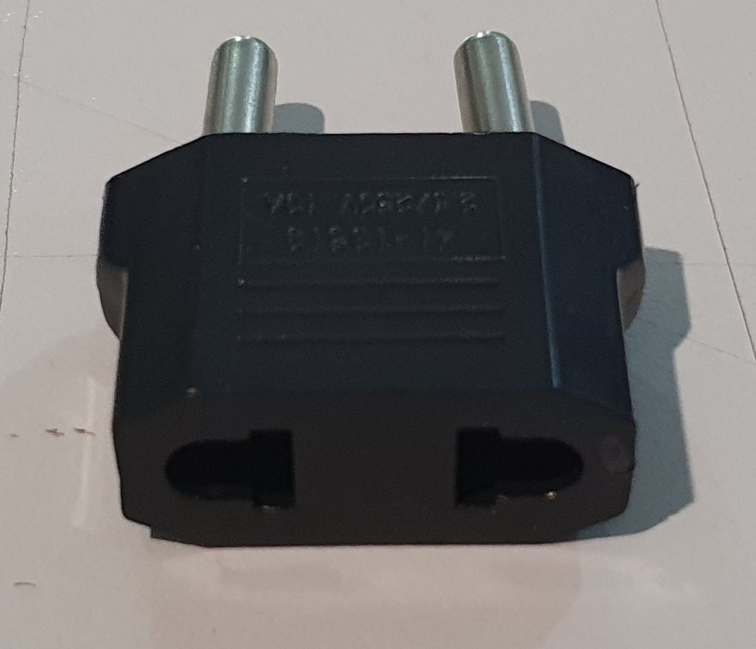 Адаптер/Смарт Розетка WiFI Smart Power Plug LDNIO SCW1050 Колір Білий