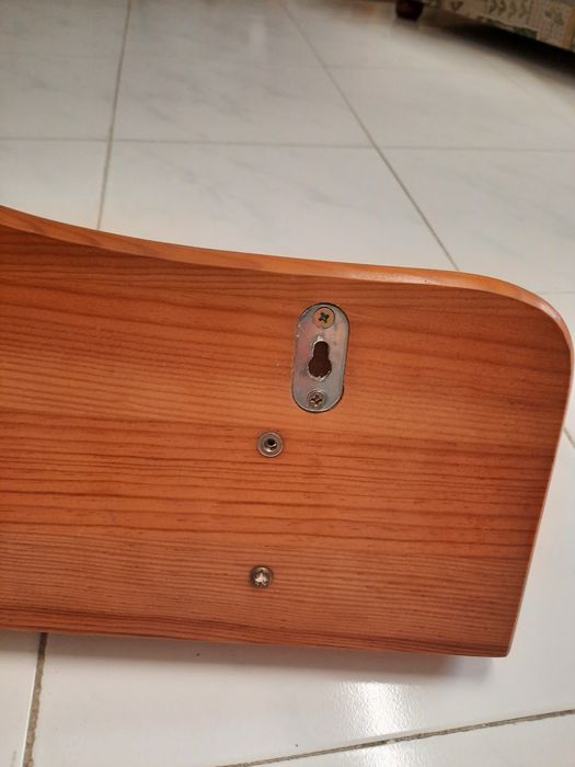 Cabide com prateleira