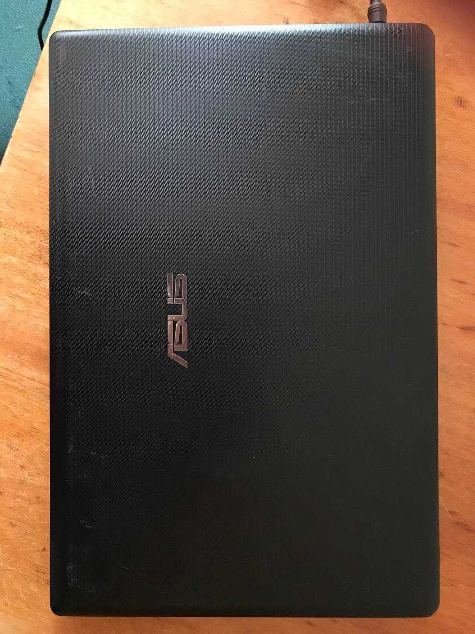 Ноутбук Asus полностью рабочий