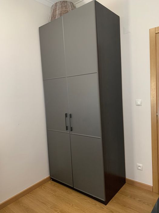Roupeiro Ikea MERÅKER