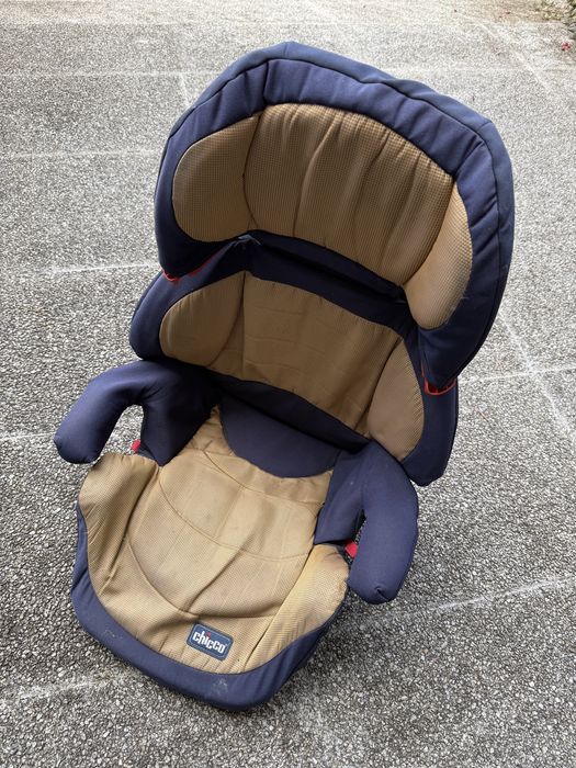 Cadeira Elevatória Chicco para Carro. + de 3 Anos