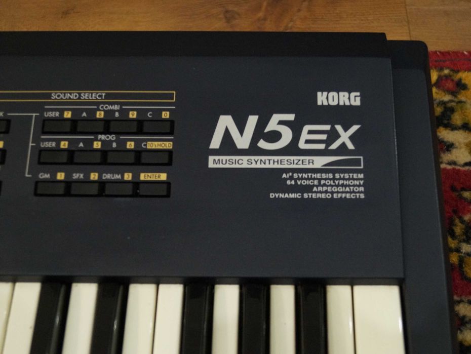 Музичний сінтезатор  KORG N5ex