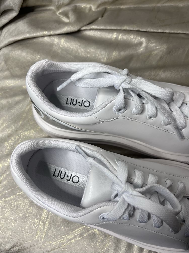 Liu Jo oryginalne adidasy damskie na platformir białe 37