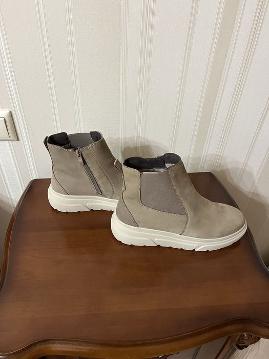 Полусапожки Caprece