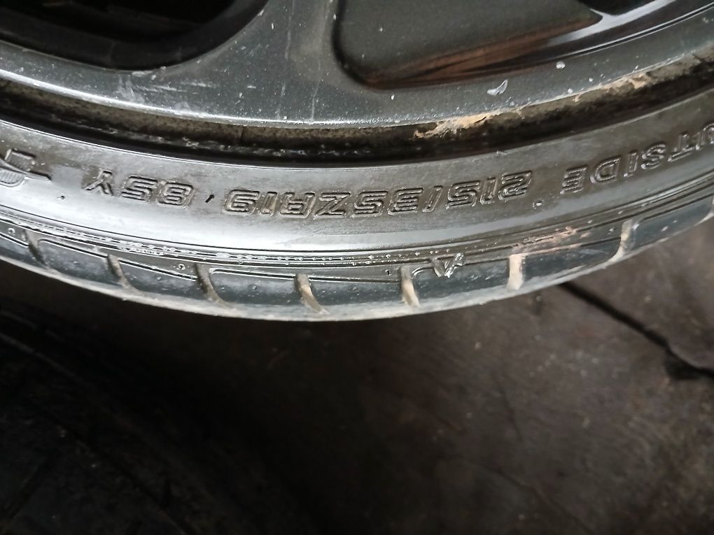 Felgi 19 5x112 z oponami 215.35.19