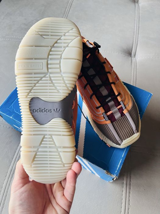 Кросівки Adidas 42 розмір нові