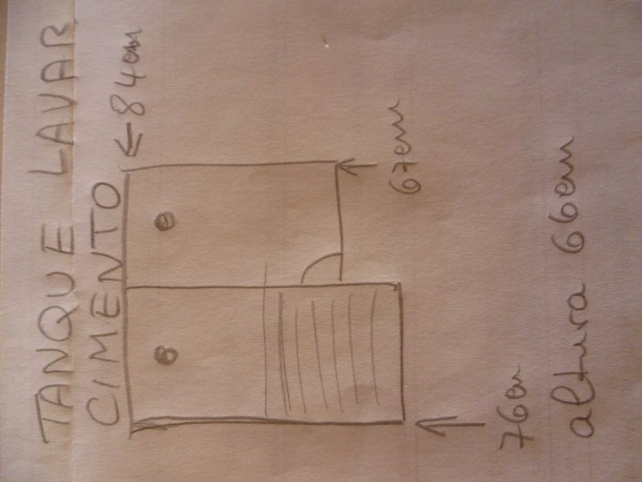 URGENTE Tanque duplo em cimento para lavar roupa  quase como NOVO