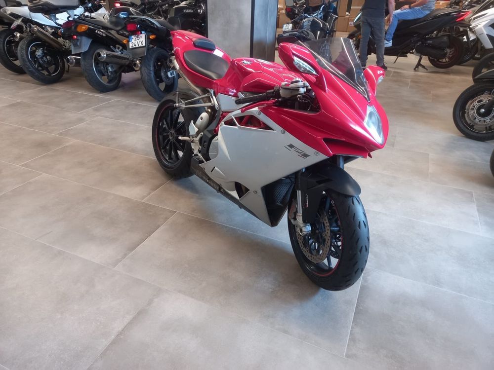 MV Agusta F4