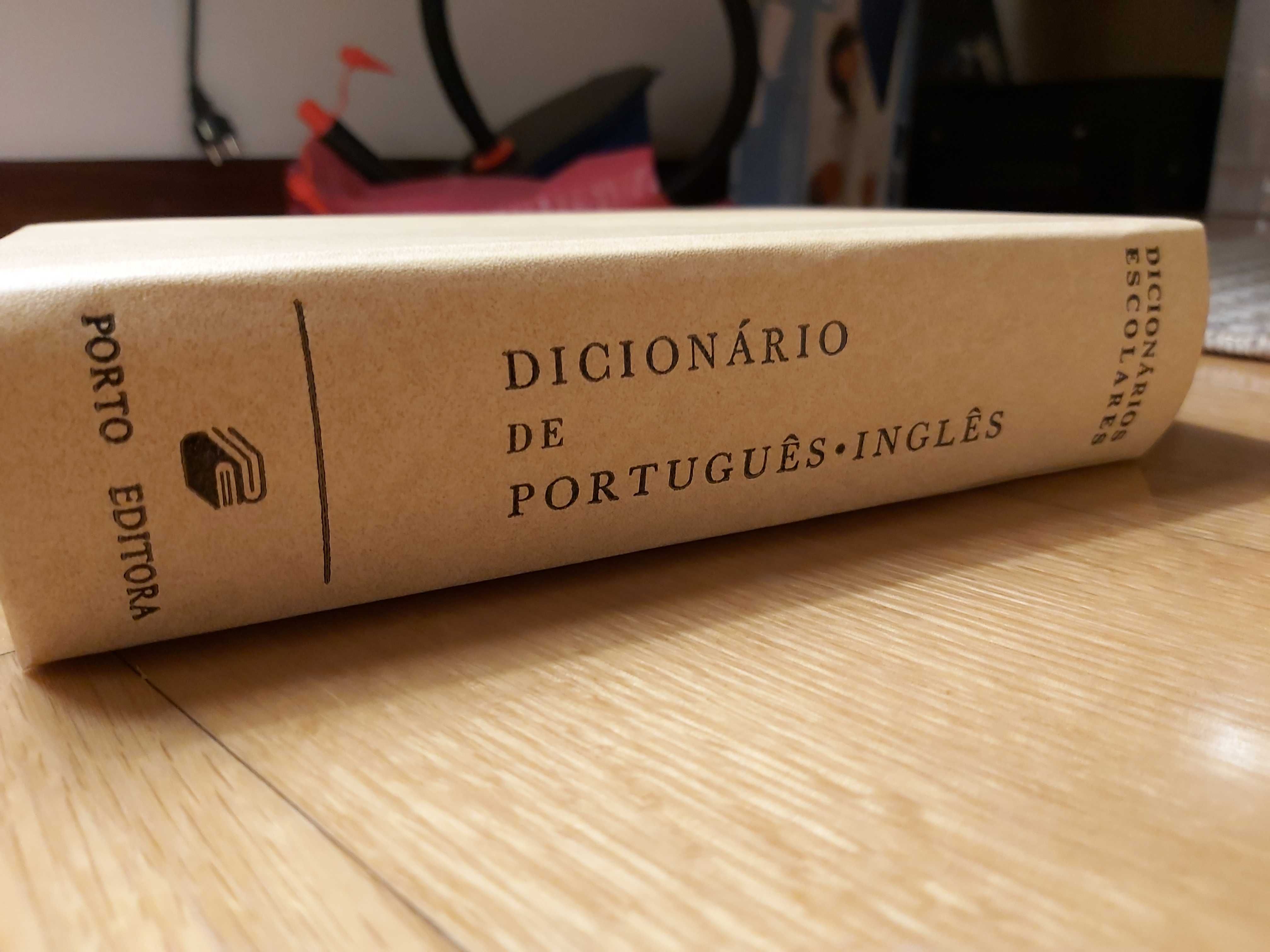 Dicionário Português - Inglês