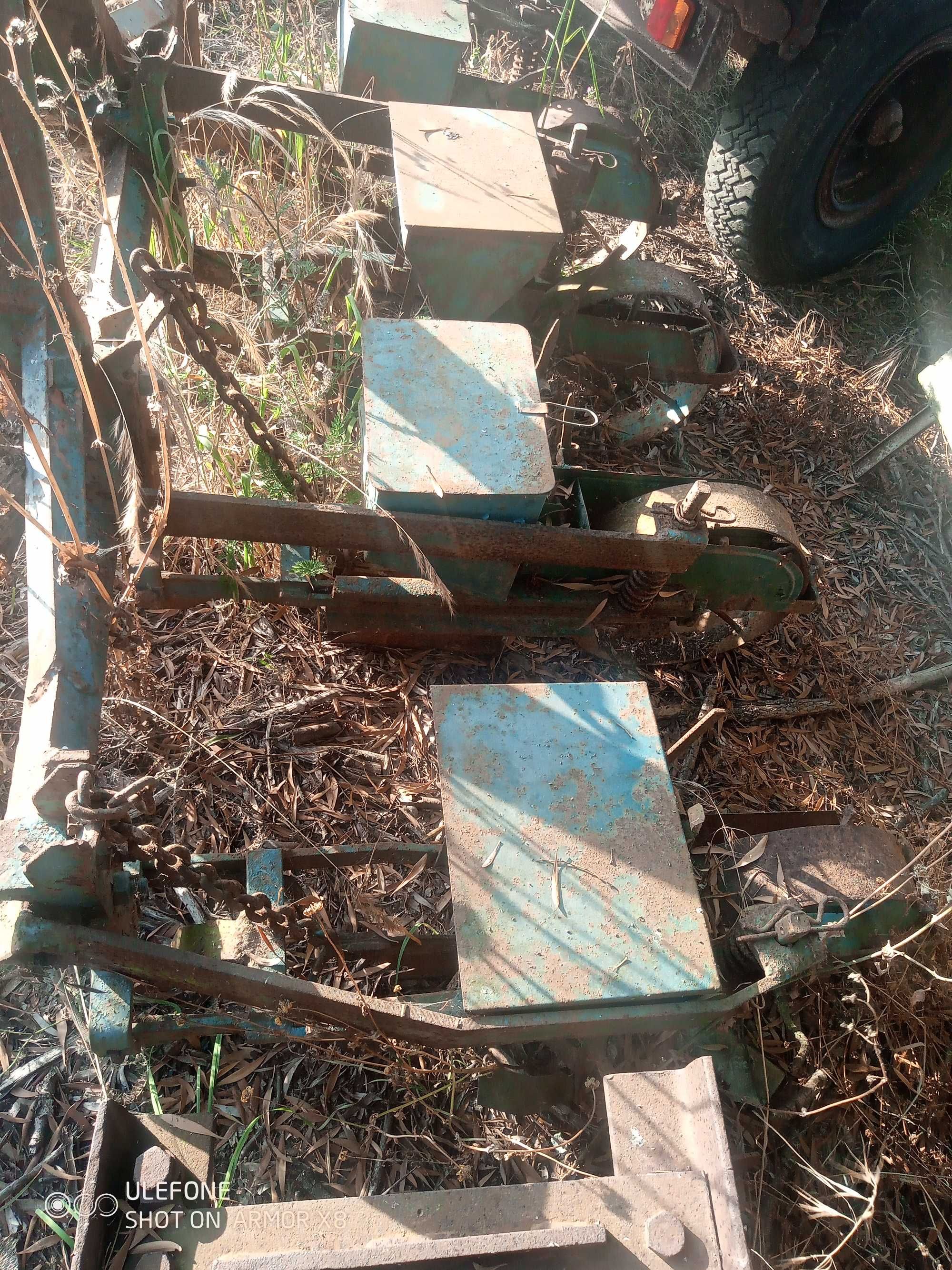 Semeador para trator