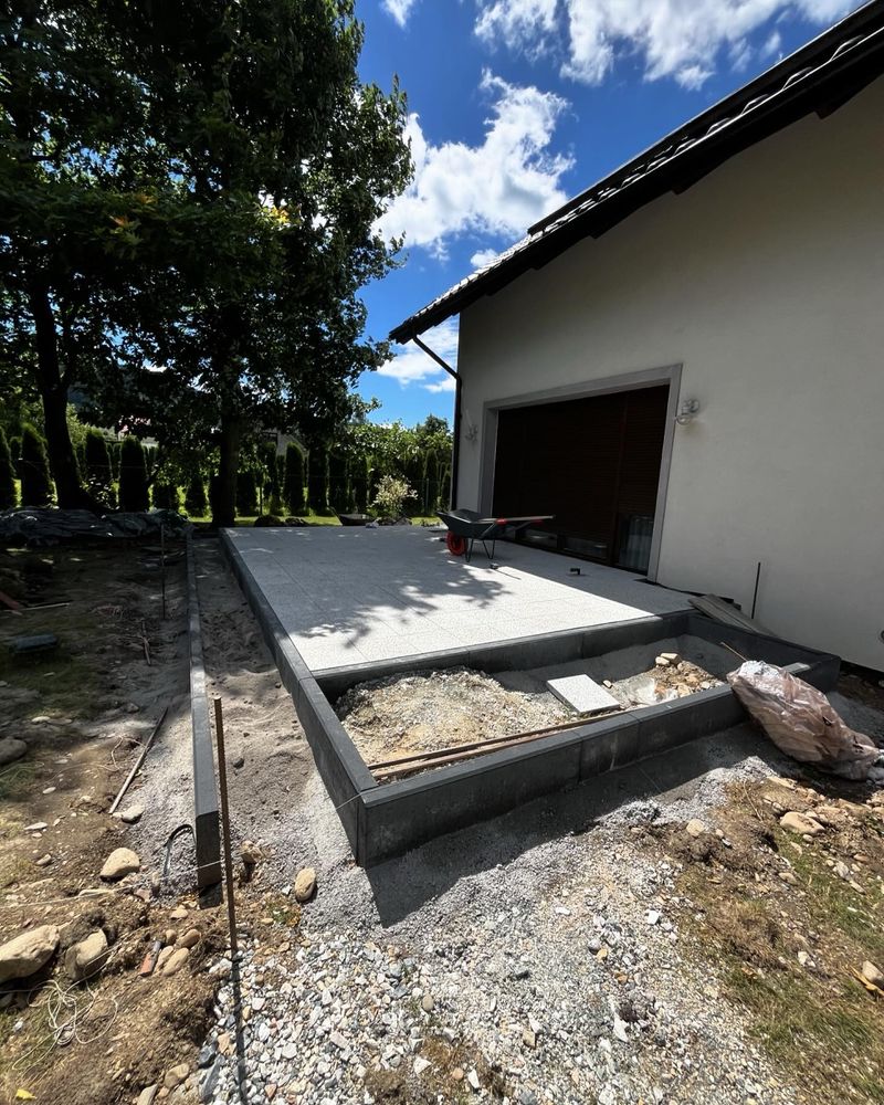 Brukarstwo Brukarz Ukladanie Kostki betonowej Tarasy podjazdy