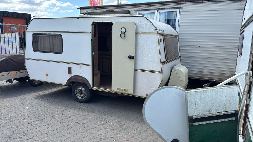 Hobby Exclusive Кемпінг