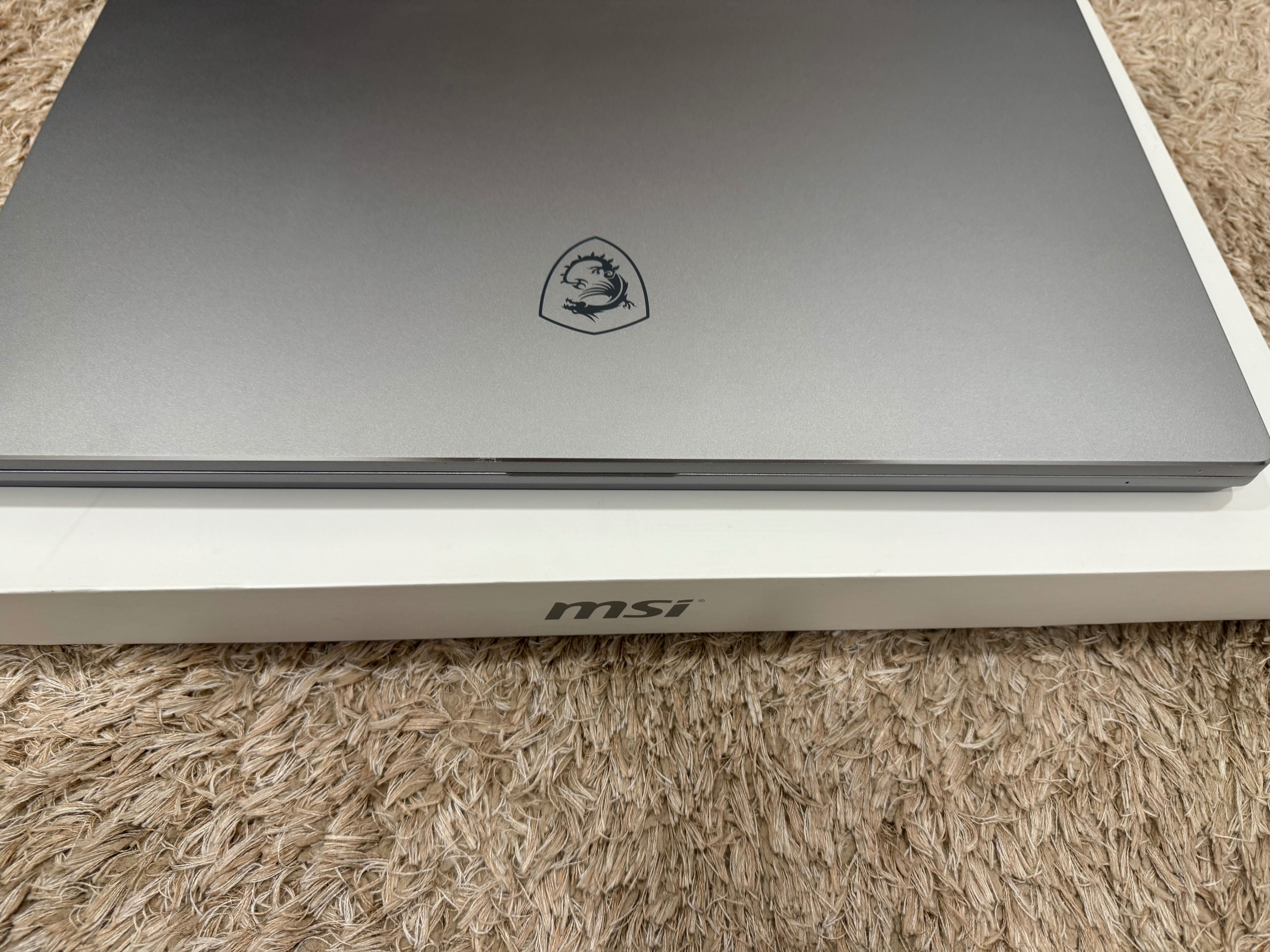 Portátil MSI creator 17