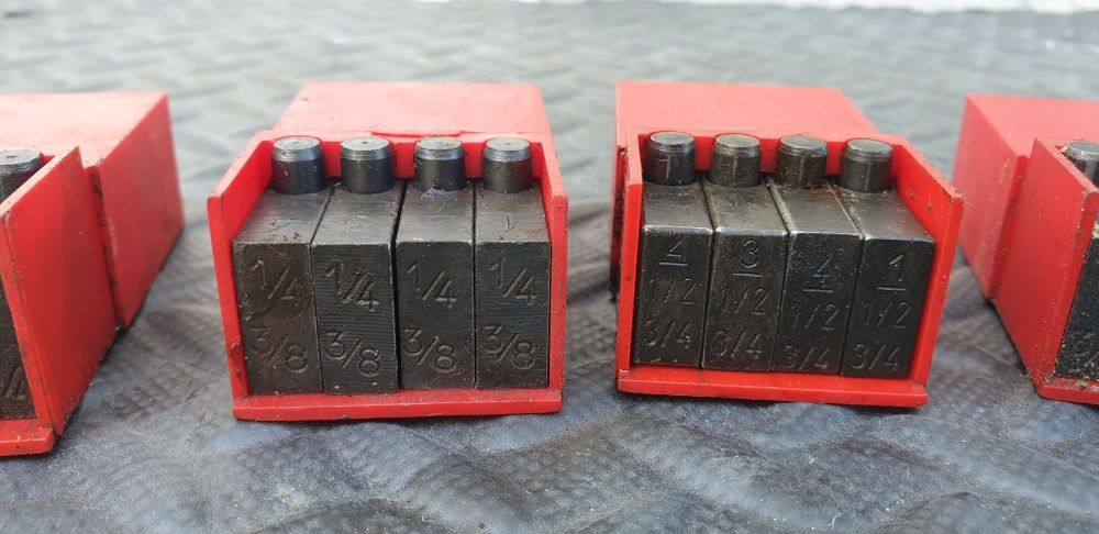 Maquina roscas/ 6 conjuntos de pentes