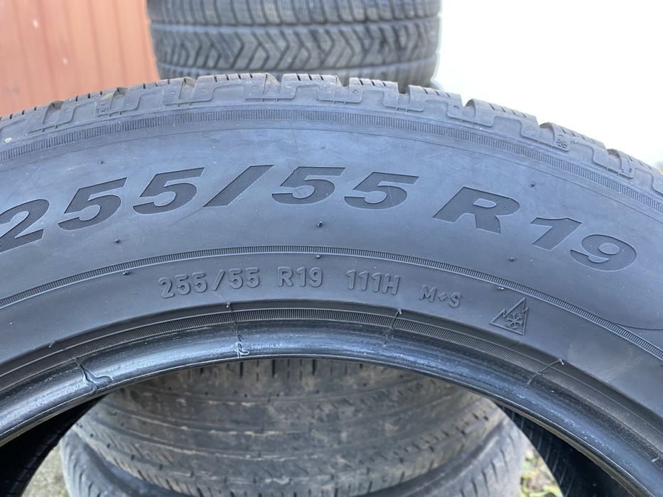 Opony zimowe 255/55/19