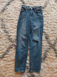 Spodnie mom jeans Stradivarius