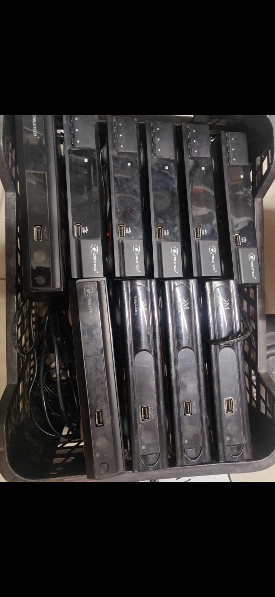 Dekodery DVB-T i piloty