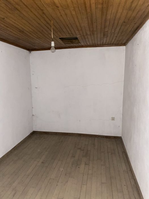 Vende-se casa Tipica em Pedra